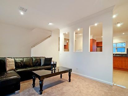 4 O'riley Road, Coburg - Thumbnail 5
