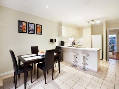 125 The Crescent, Kensington - Thumbnail 5