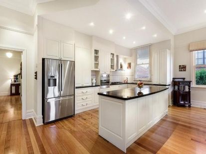 29 Lincoln Road, Essendon - Thumbnail 5