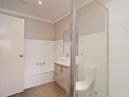 36 Newton Street, Kensington - Thumbnail 5