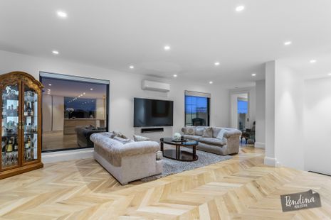16 Laura Grove, Avondale Heights - Thumbnail 5