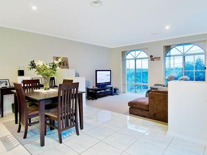 1/25 Afton Street, Essendon - Thumbnail 5