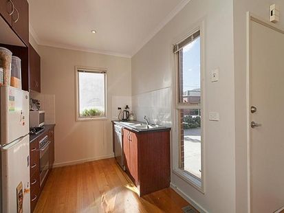 3/367 Napier Street,, Strathmore - Thumbnail 5