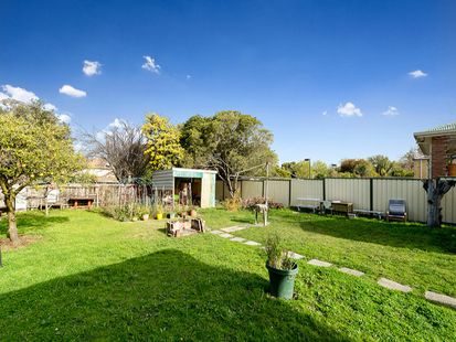 61 Lloyd Street, Strathmore - Thumbnail 5