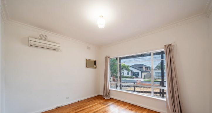35 Leonard Avenue, St Albans VIC 3021, St Albans - Thumbnail 4