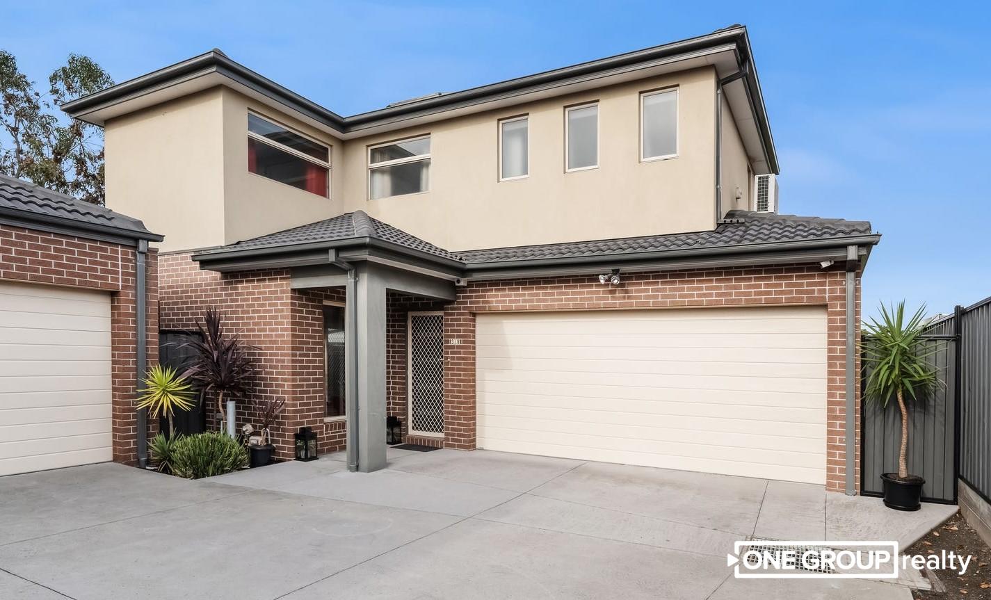 3/8 Pranom Close, Roxburgh Park VIC