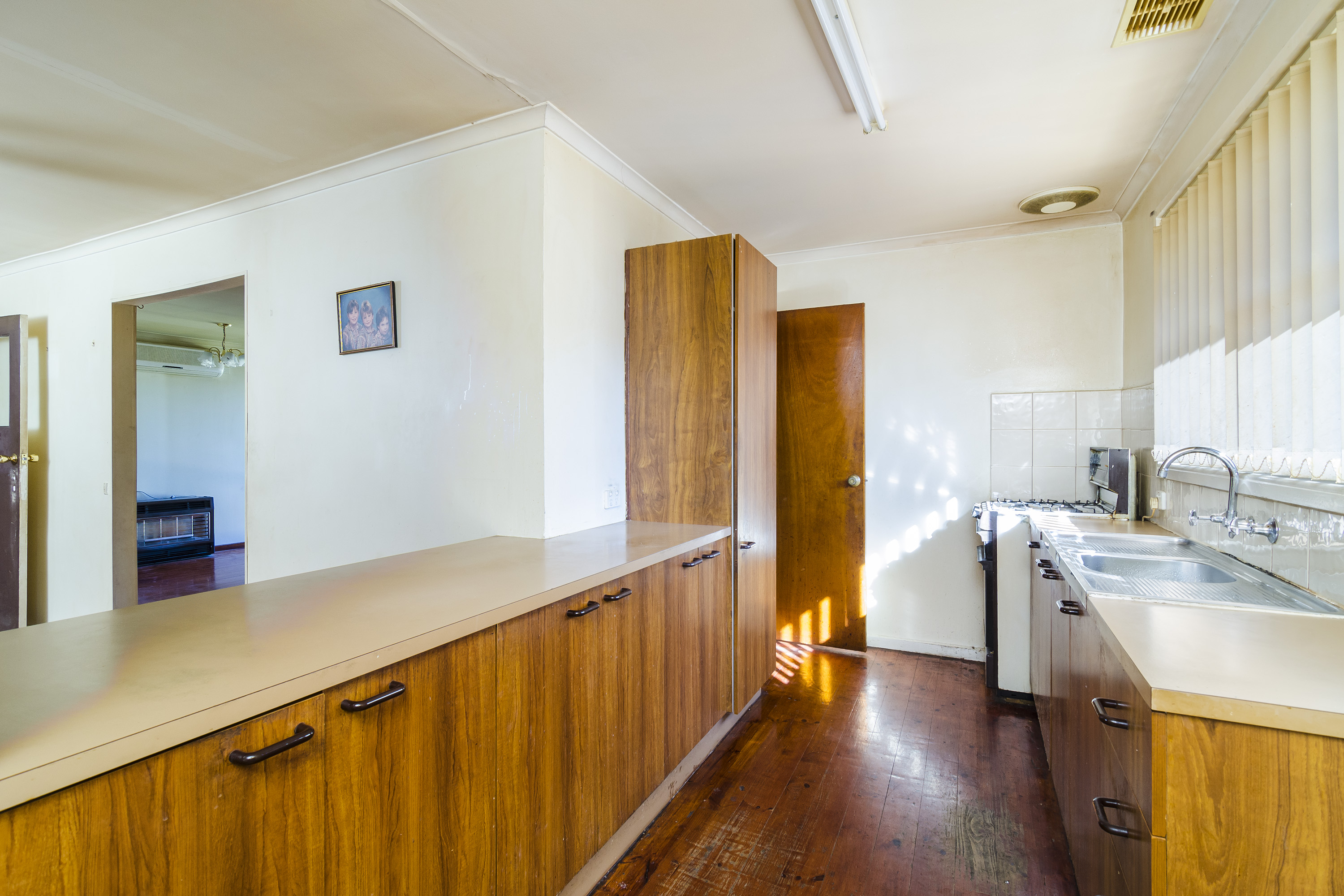 010 Open2view ID320604 9 Valentine Crescent Sunshine West