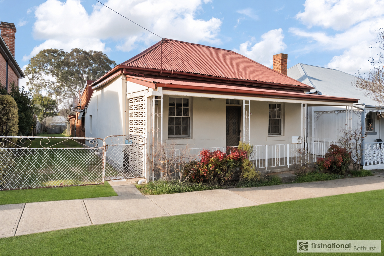 311 Russell Street, Bathurst - Image 1