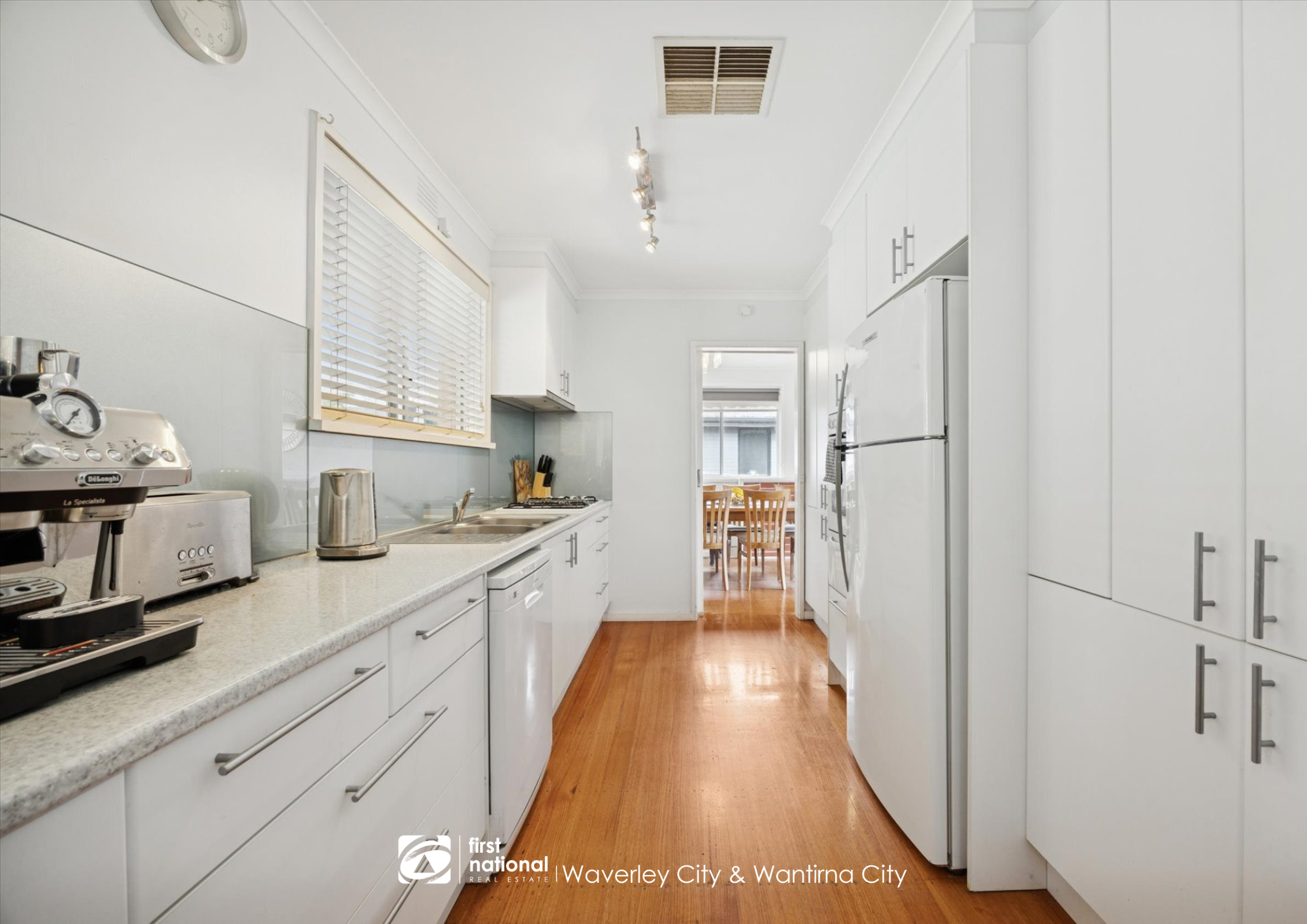 226 Highbury Road, Mount Waverley VIC 3149, Mount Waverley - Thumbnail 5