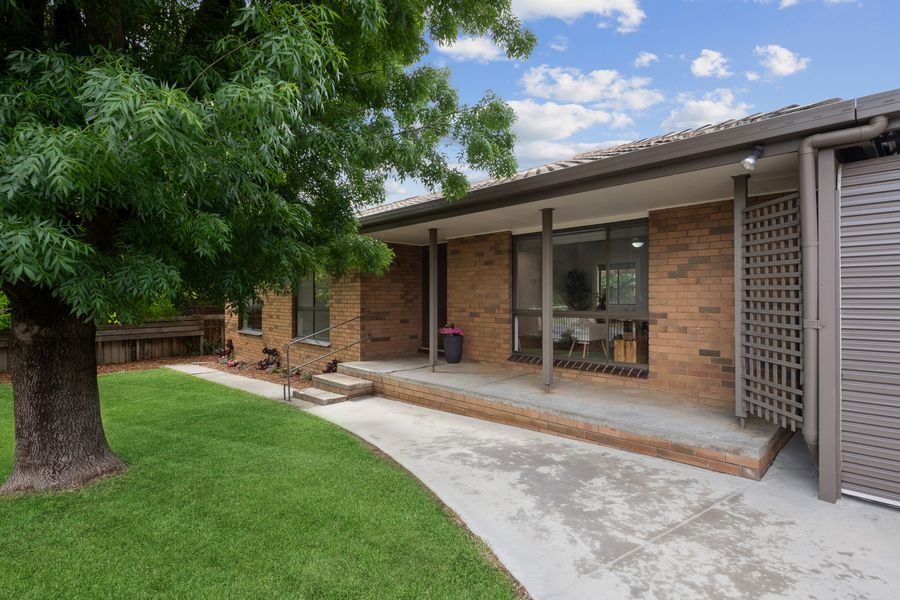 37 Panton St, Golden Square VIC 3555, Golden Square - Image 1
