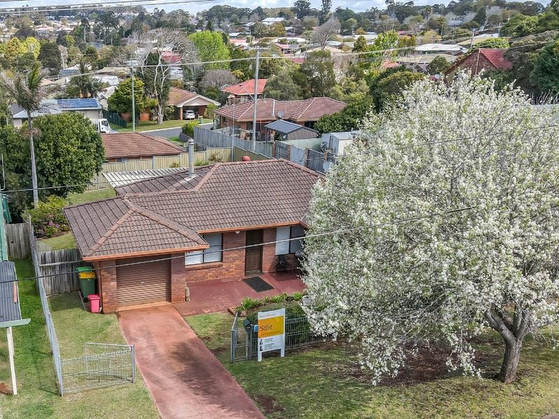 56 Debra Street, Centenary Heights QLD 4350