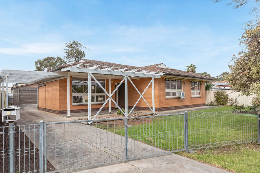 4 Golflands View, Morphett Vale SA 5162, Morphett Vale - Image 1