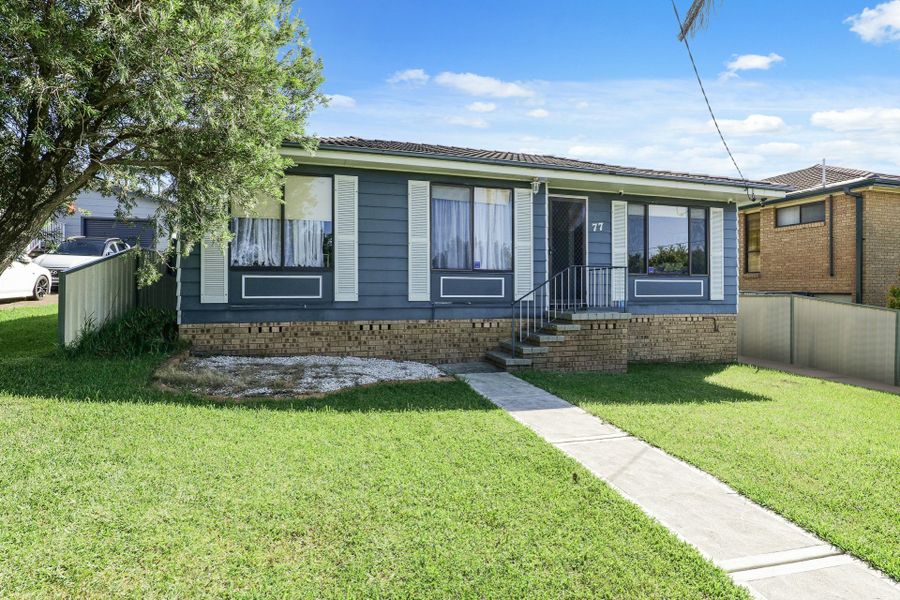 77 Moala Parade, Charmhaven NSW 2263
