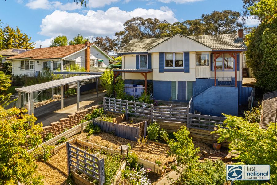 17 Cutler Street, West Bathurst NSW 2795, West Bathurst - Image 1
