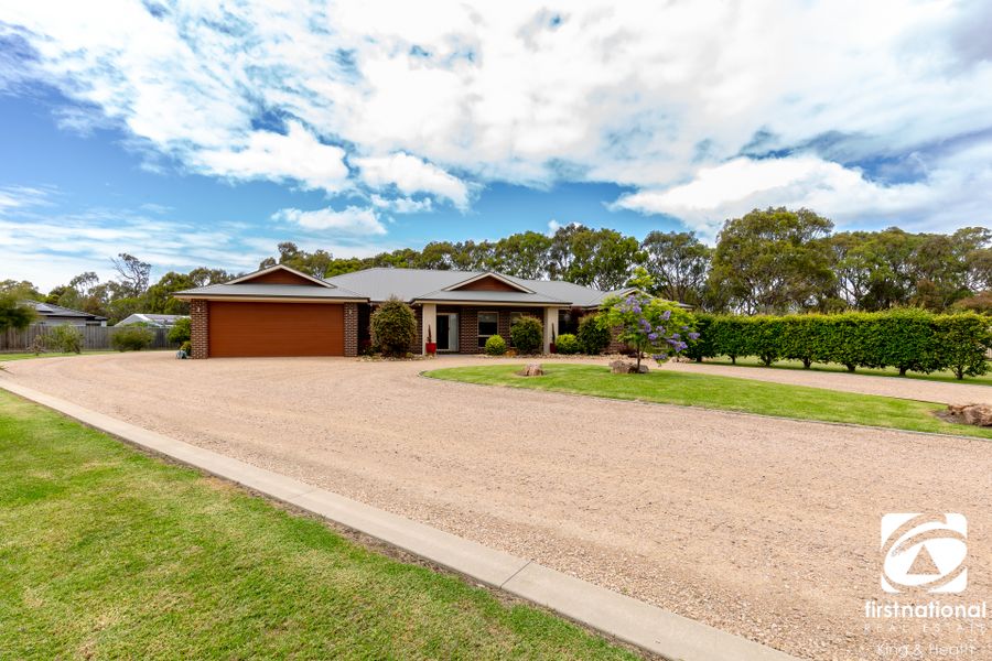 26 Harry's Lane, Eagle Point VIC 3878