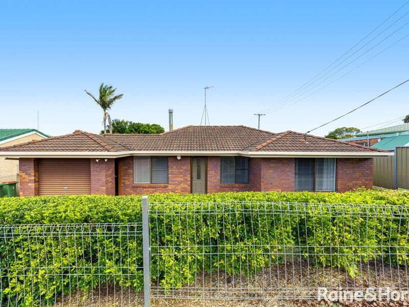 56 Debra Street, Centenary Heights QLD 4350