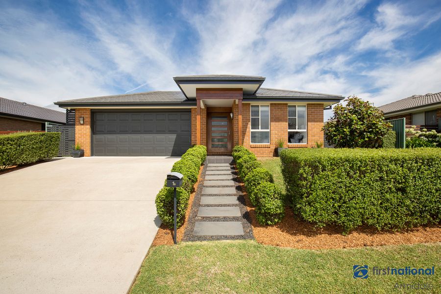 1B Hardman Close, Armidale NSW 2350, Armidale - Image 1
