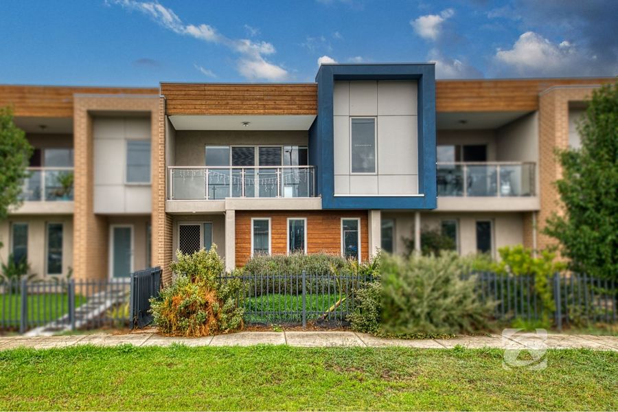 10 Ezra Crescent, Officer VIC 3809