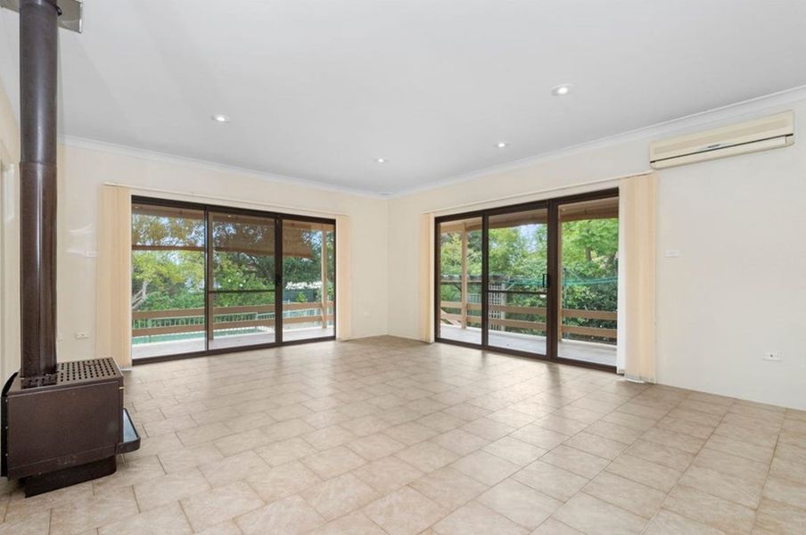 9 Hughes Avenue, Castle Hill NSW 2154