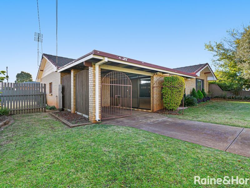 3 Aruma Street, Wilsonton Heights QLD 4350