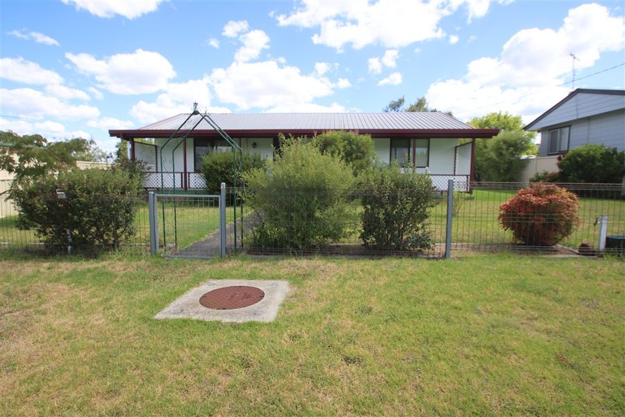 9 High Street, Tenterfield NSW 2372, Tenterfield - Image 1