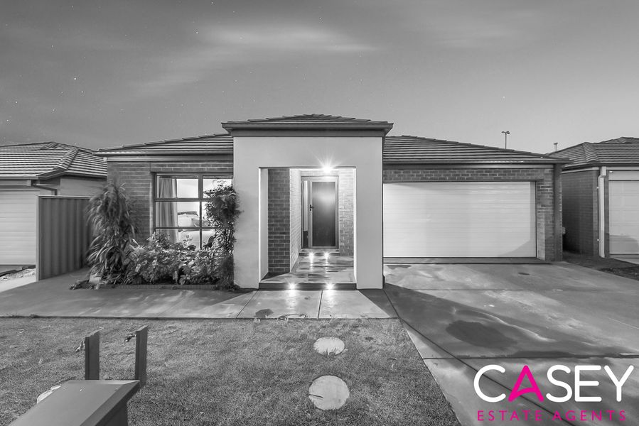 19 Stark Circuit, Cranbourne East, VIC 3977, Cranbourne East - Image 1