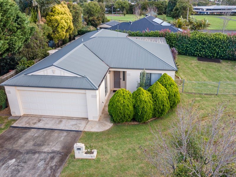 1 Paulene Crescent, Kearneys Spring QLD 4350
