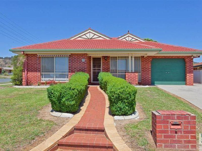 1/57 Kingfisher Drive, Wodonga VIC 3690