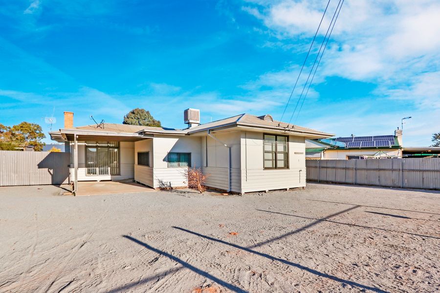 1 Lambert Place, Broken Hill NSW 2880