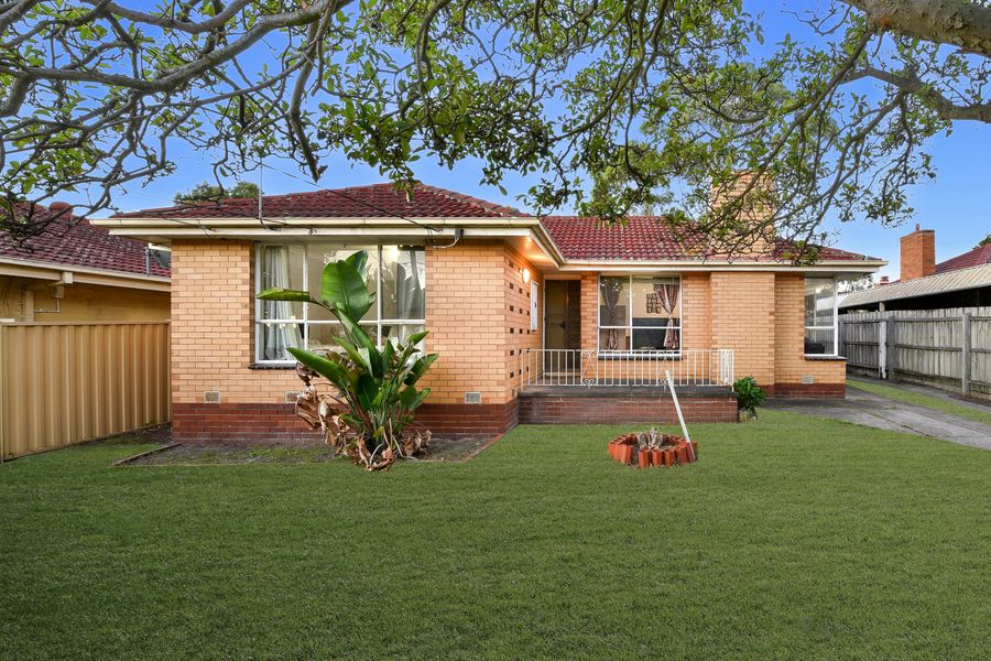 12 Lenah Crescent, Keysborough, VIC 3173, Keysborough - Thumbnail 3