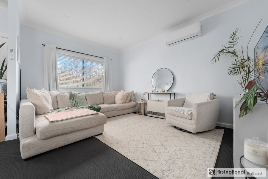 2 Chifley Place, West Bathurst NSW 2795, West Bathurst - Image 1