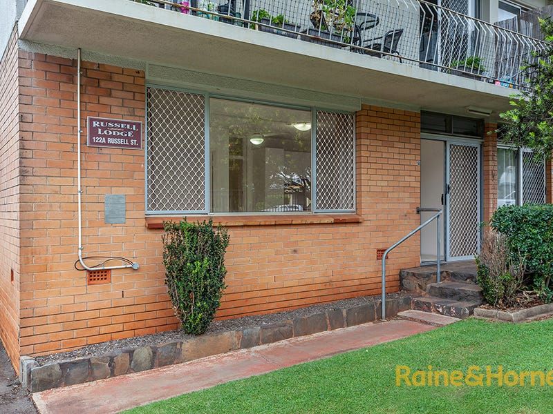 8/122A Russell Street, Toowoomba City QLD 4350