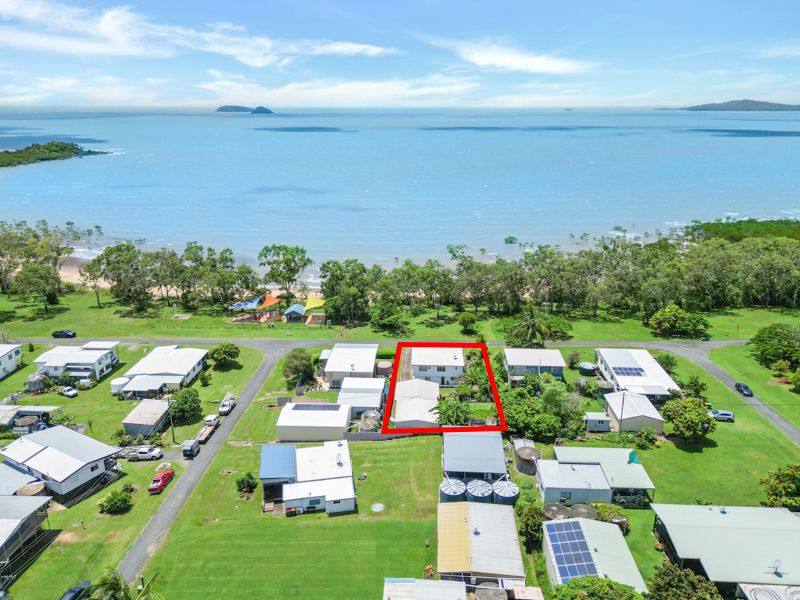 13 Repulse Esplanade, St Helens Beach QLD 4798, St Helens Beach - Image 1