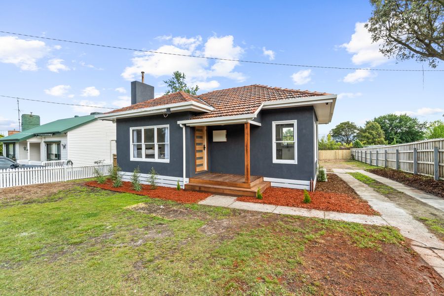 30 Service Road, Moe VIC 3825