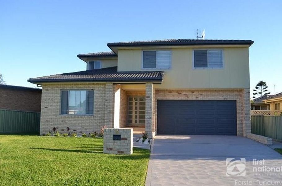 4 Bramble Parade, Tuncurry NSW 2428
