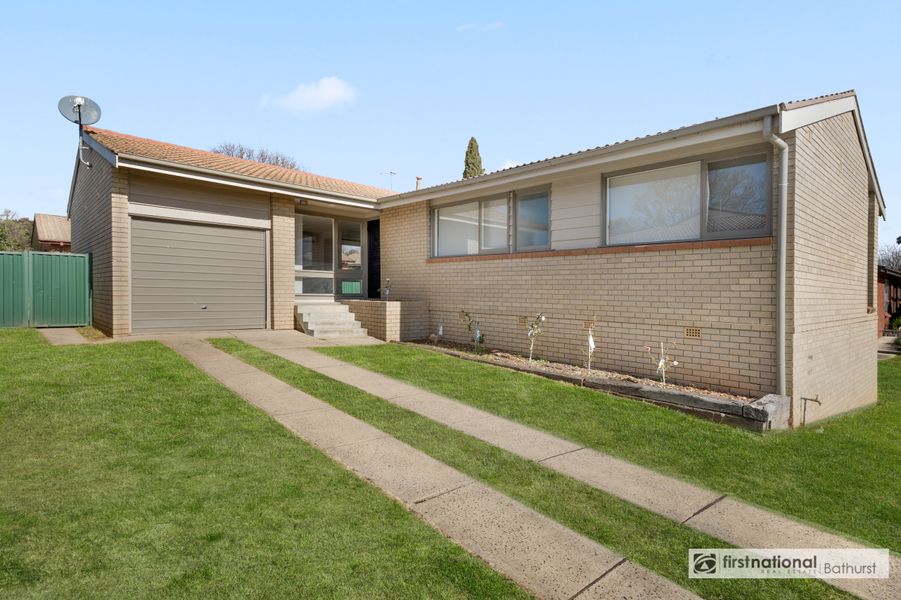 10 Winslow Place, West Bathurst NSW 2795