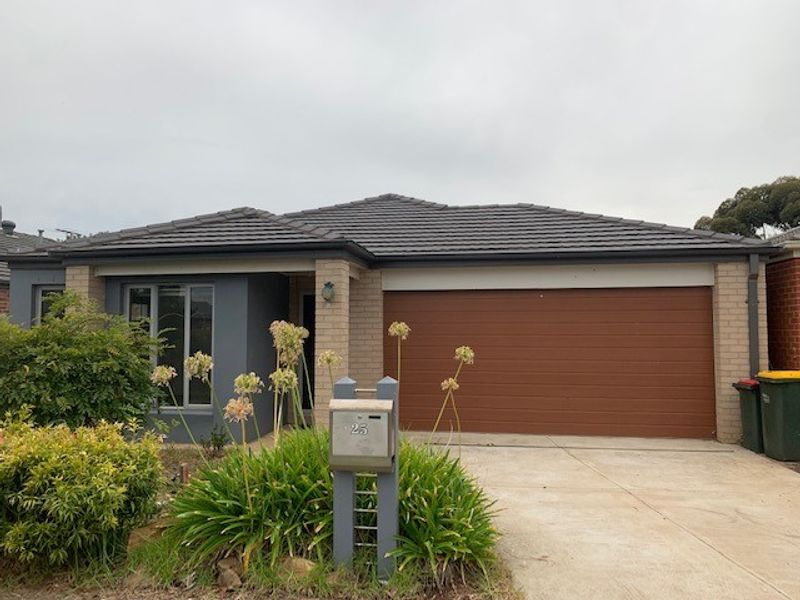 25 Stonehill Drive, Maddingley VIC 3340
