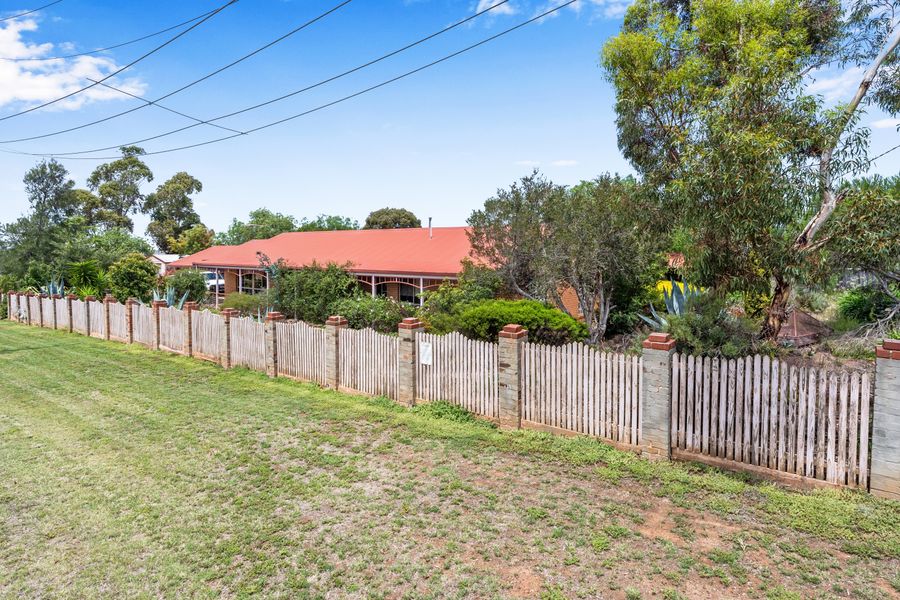 10 Barry Street, Maddingley VIC 3340, Maddingley - Image 1