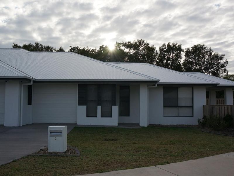 2/33 Warilla View, Blacks Beach QLD 4740