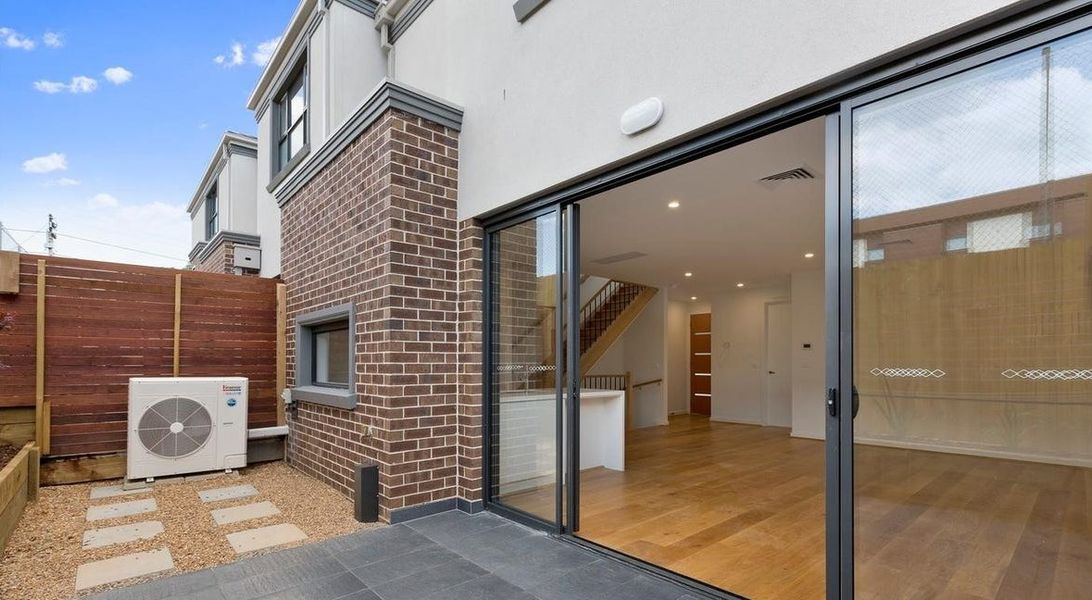 2/1307 Toorak Road, Camberwell VIC 3124