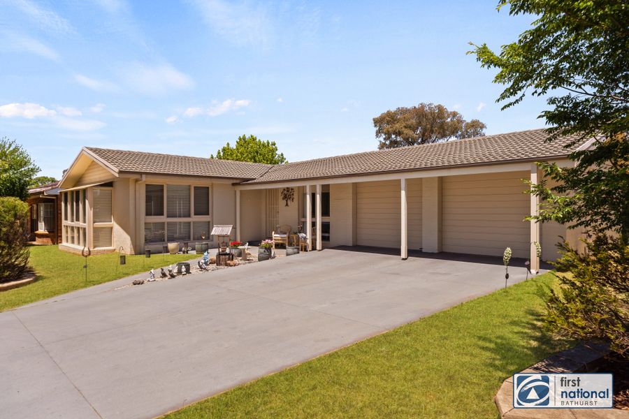 2 Northcott Drive, West Bathurst NSW 2795, West Bathurst - Image 1