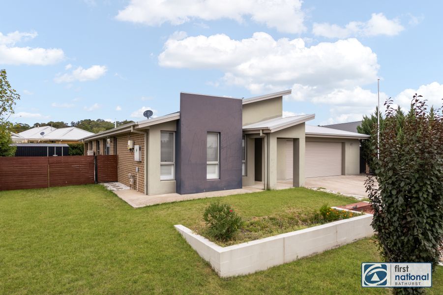 65 Freeman Circuit, Llanarth NSW 2795, Llanarth - Image 1