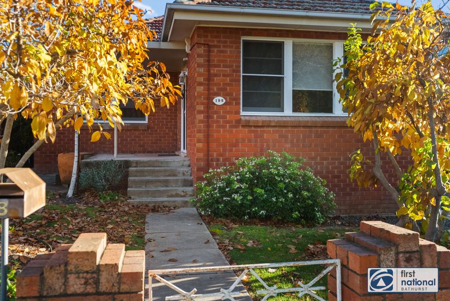 198 Rocket Street, Bathurst NSW 2795, Bathurst - Image 1