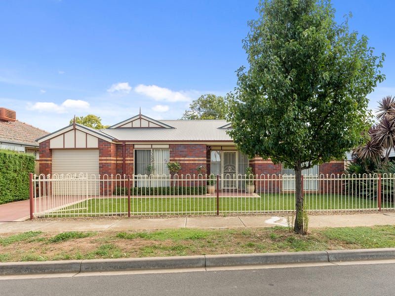 57 Young Street, Bacchus Marsh VIC 3340