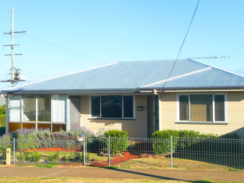 2 Fitzpatrick Street, Wilsonton QLD 4350