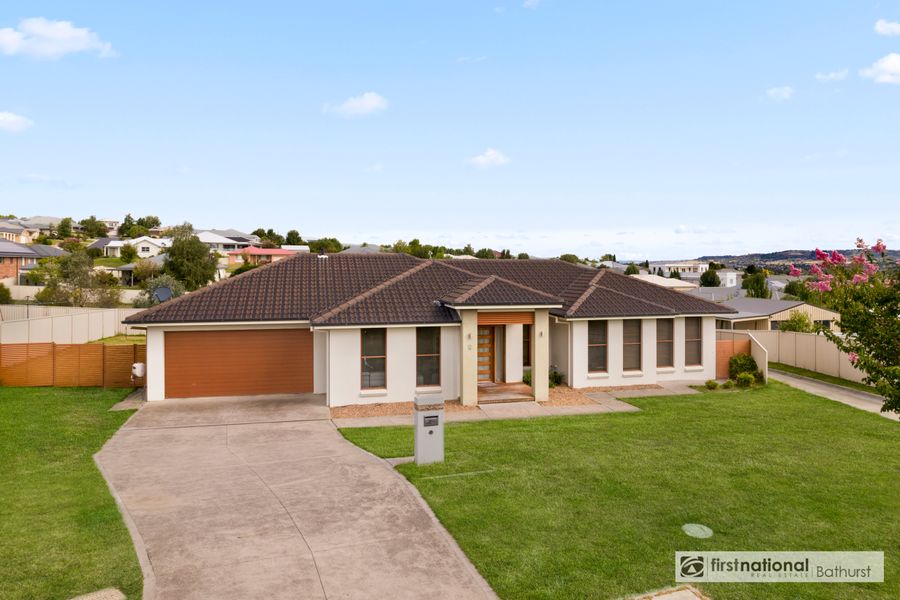 7 Billabong Close, Kelso NSW 2795
