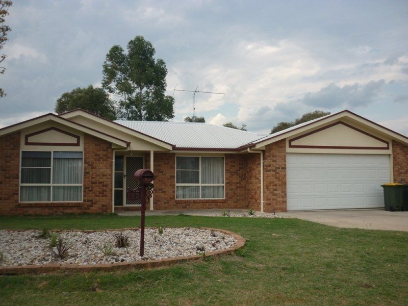103 Oak Street, Chinchilla QLD 4413