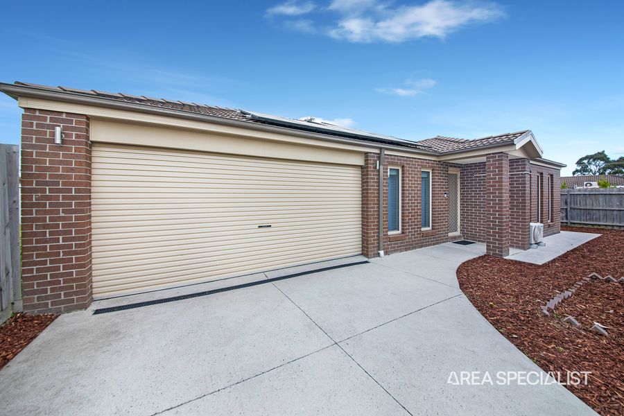 45 Kingston Avenue, Pakenham VIC 3810