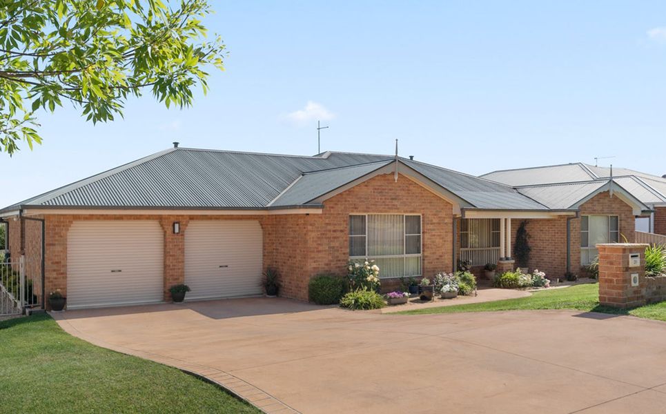 31 Carlyle Avenue, Llanarth NSW 2795, Llanarth - Image 1