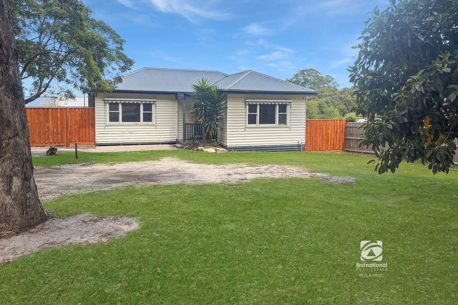 68 Gold Ring Road, Lakes Entrance VIC 3909
